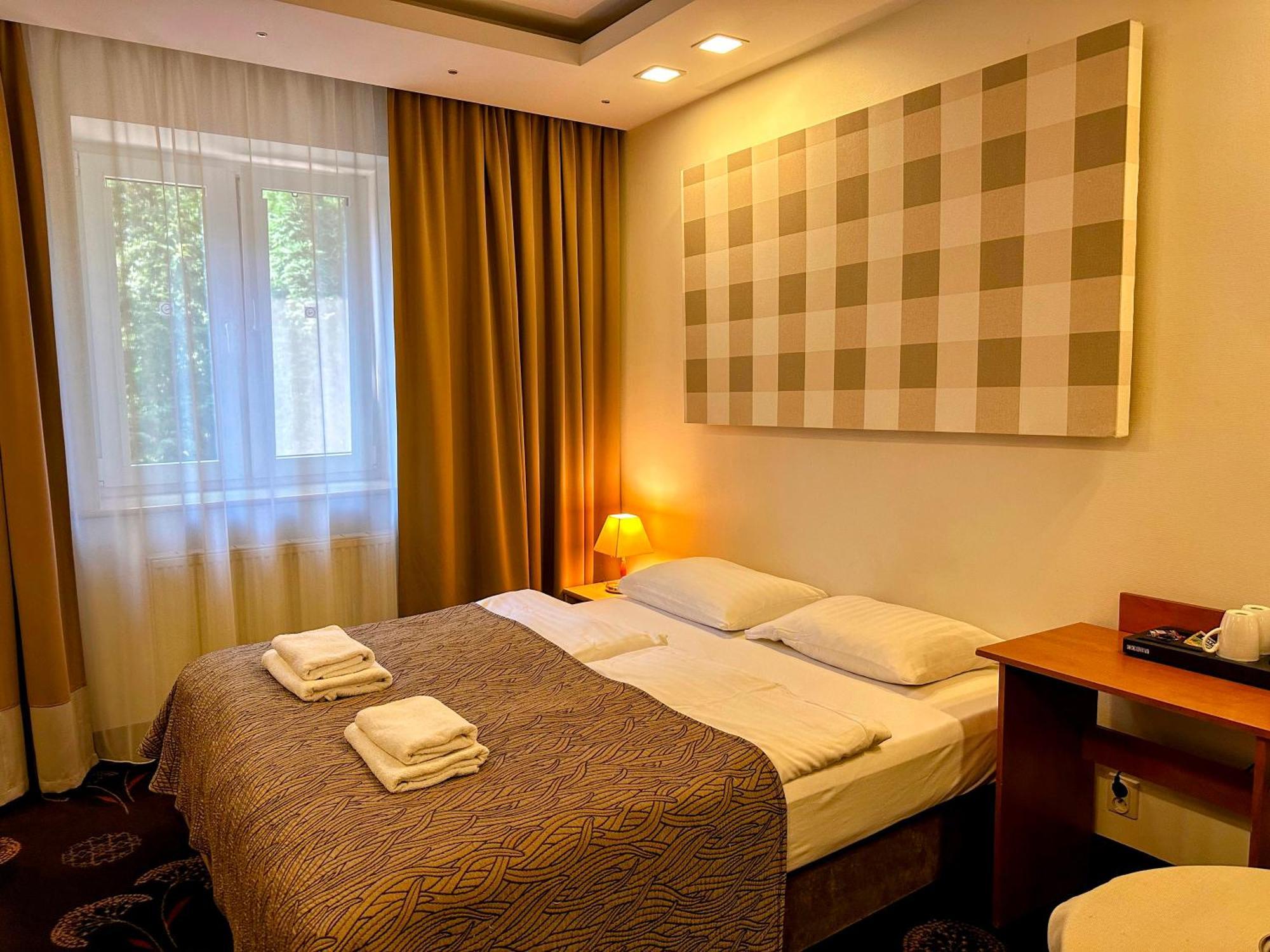 Akme Apartments & Rooms & Free Parking, Gdansk